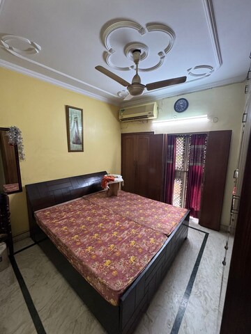 Bedroom in 2 BHK Builder Floor at Janakpuri – for Rent