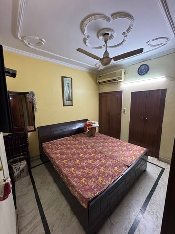 Bedroom in 2 BHK Builder Floor at Janakpuri – for Rent