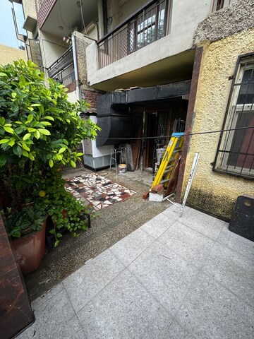 Balcony in 2 BHK Builder Floor at Janakpuri – for Rent