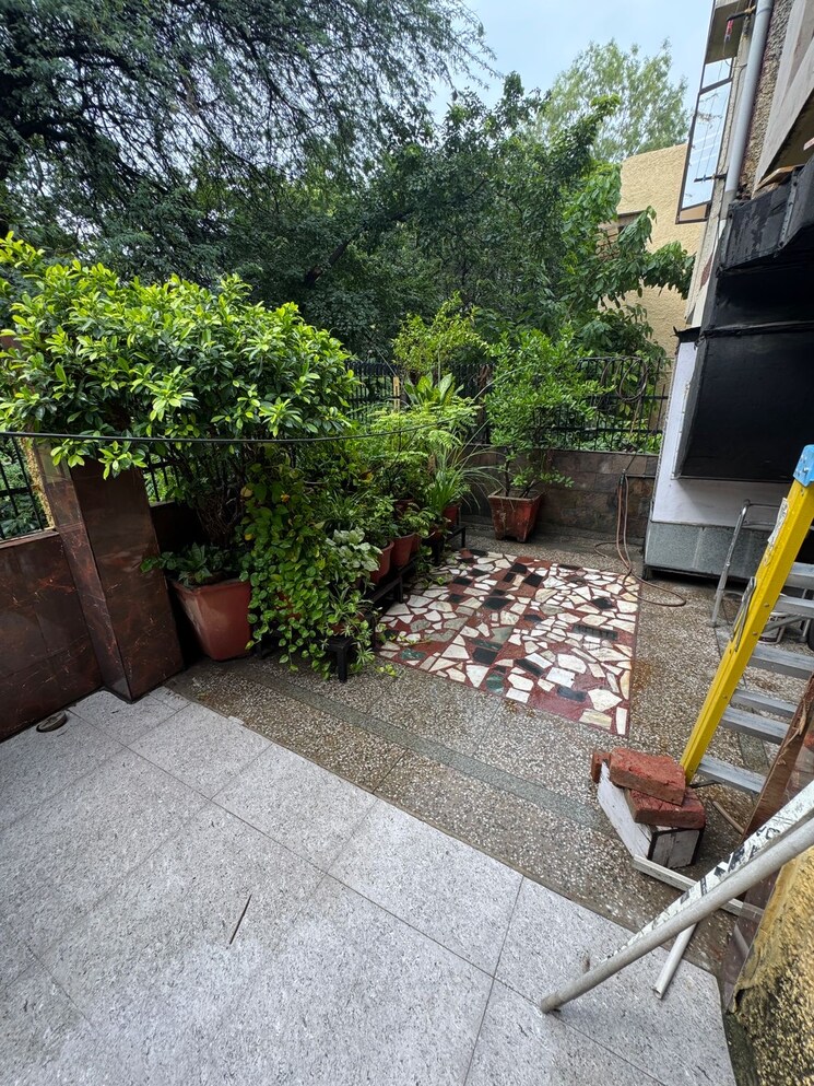 Exterior View, janakpuri 2 Bedroom 1115 Sq.Ft. Builder Floor In Janakpuri Delhi 9076010