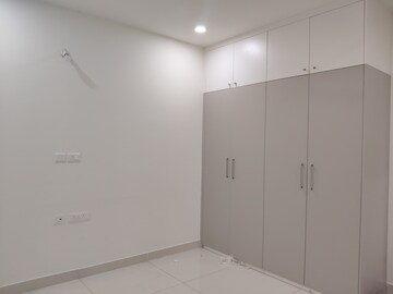 Room in 3 BHK Apartment at Prestige Tranquil, Kokapet – for Rent