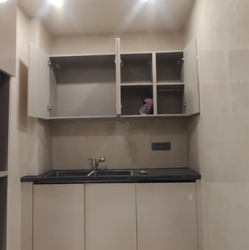 Furnished Amenities in 3 BHK Builder Floor at Shivalik Colony – for Sale