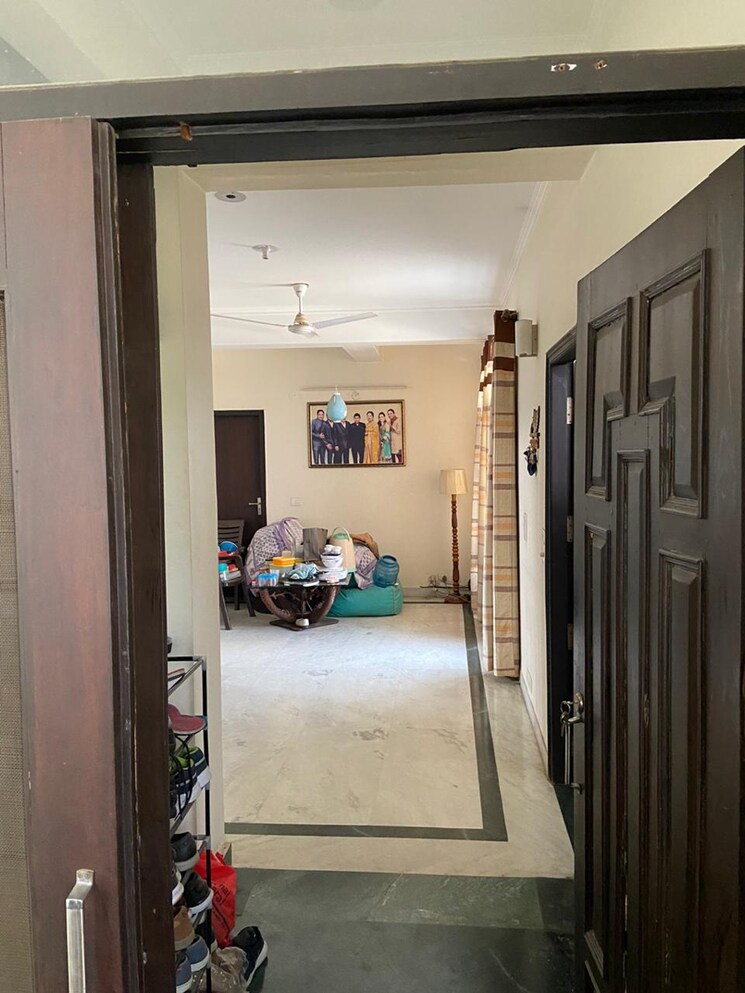 Room, sector 56 2 Bedroom 1458 Sq.Ft. Builder Floor In Sector 56 Gurgaon 9076033