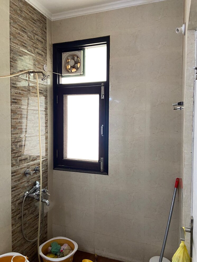 Bathroom, sector 56 2 Bedroom 1458 Sq.Ft. Builder Floor In Sector 56 Gurgaon 9076033