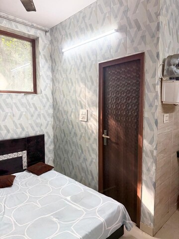 Bedroom in 1 RK Builder Floor at Janakpuri – for Rent