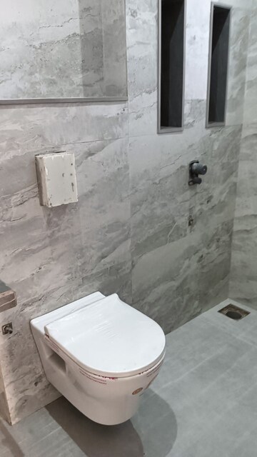 Bathroom in 2 BHK Apartment at Tulip Apartment Santacruz West, Santacruz West – for Rent