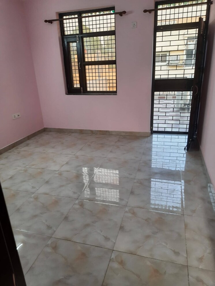 Room, janakpuri 1 Bedroom 550 Sq.Ft. Builder Floor In Janakpuri Delhi 9076044