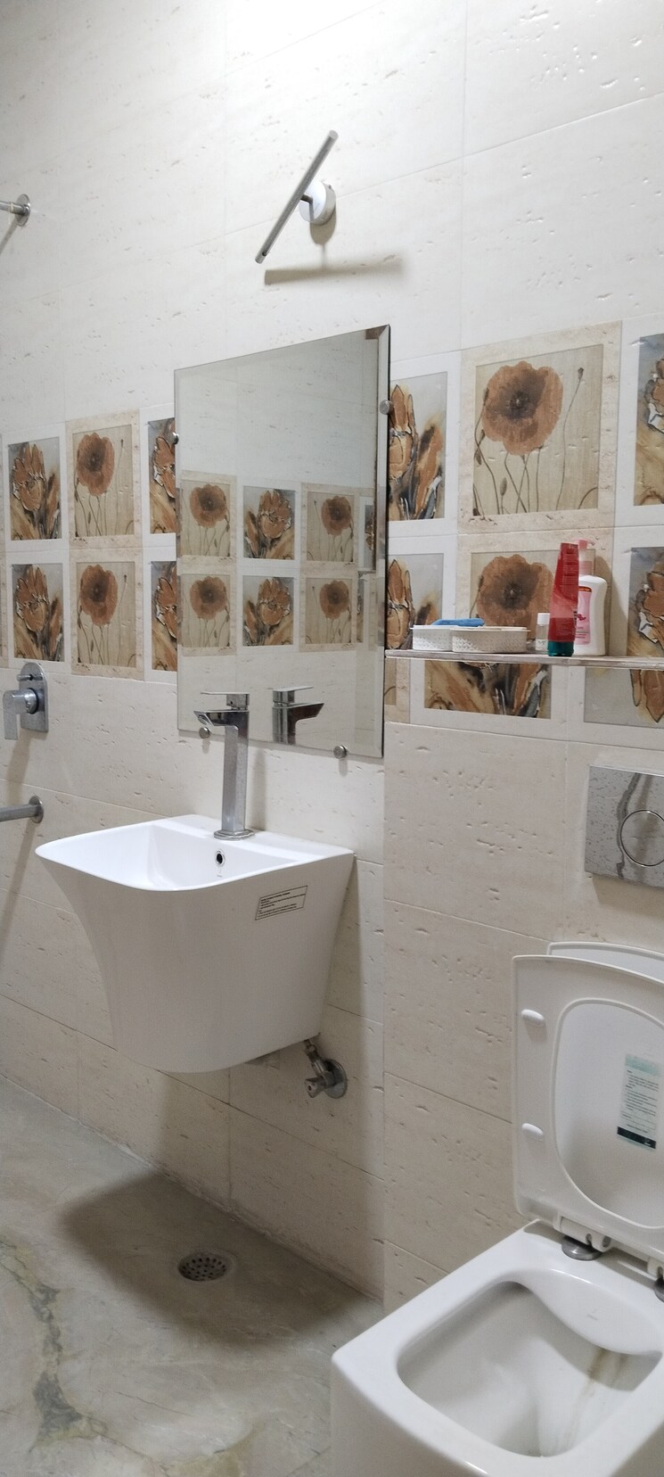 Team Area, kavi nagar block j 4 Bedroom 3500 Sq.Ft. Builder Floor In Kavi Nagar Block J Ghaziabad 9076056