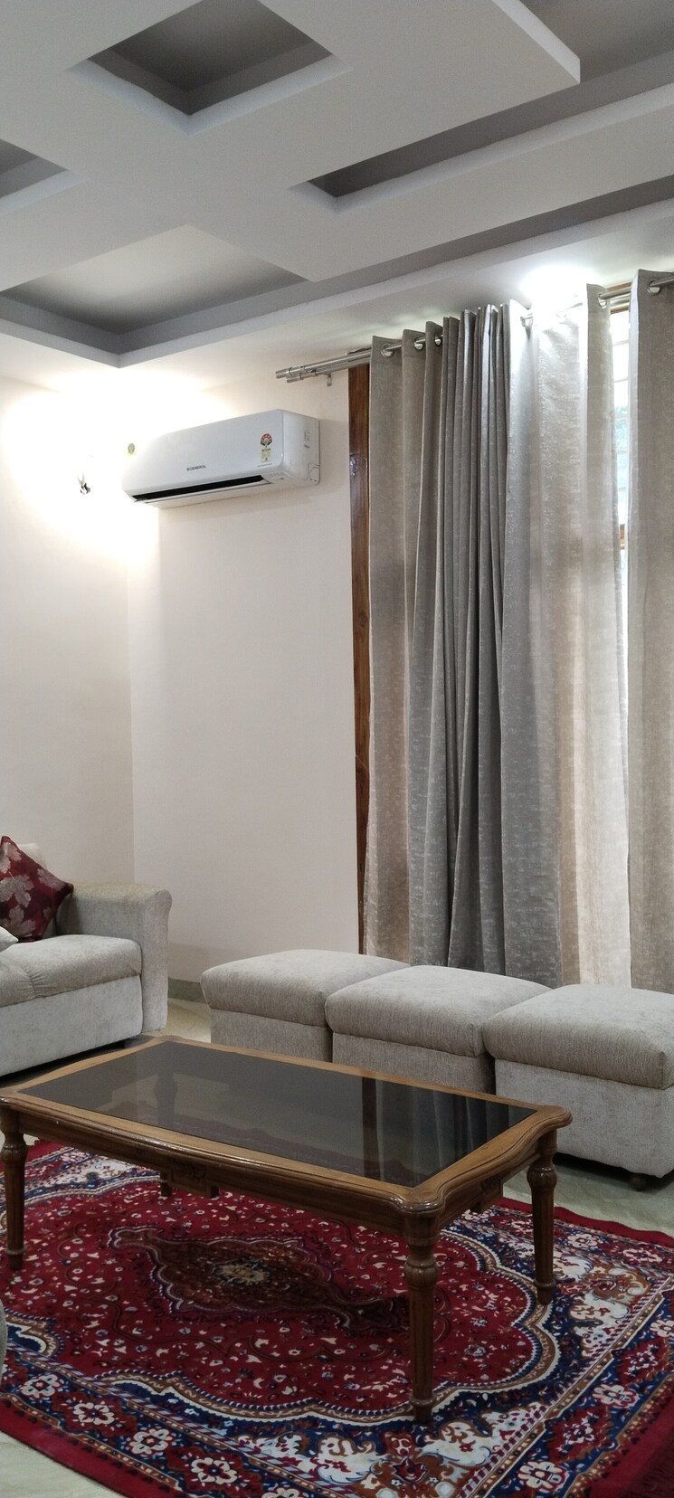 undefined, kavi nagar block j 4 Bedroom 3500 Sq.Ft. Builder Floor In Kavi Nagar Block J Ghaziabad 9076056