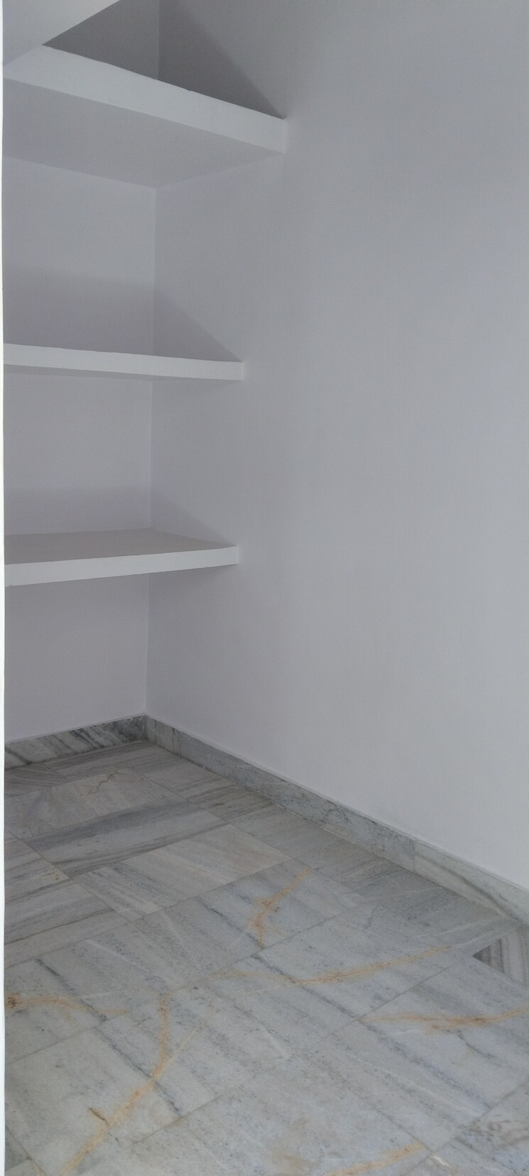 Room, b block shastri nagar 4 Bedroom 3500 Sq.Ft. Builder Floor In B Block Shastri Nagar Ghaziabad 9076059