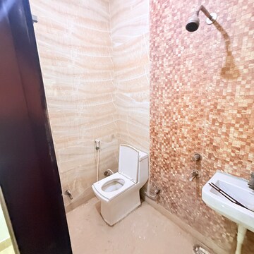 Bathroom in 3 BHK Builder Floor at Sector 105 – for Rent