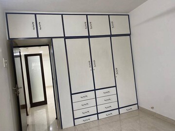 Building Lobby in 1 BHK Apartment at Green View Goregaon, Goregaon East – for Rent