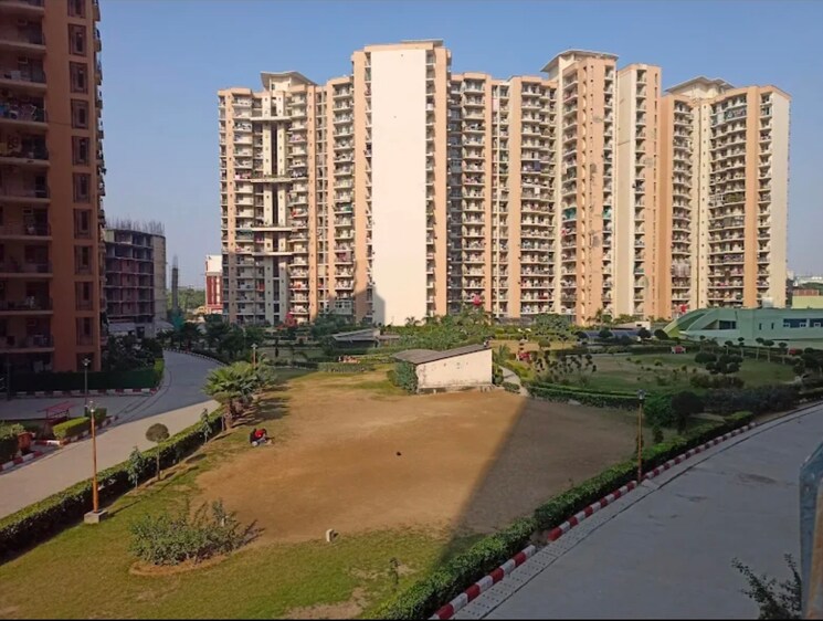 Exterior View, amrapali-pan-oasis 2 Bedroom 995 Sq.Ft. Apartment In Sector 70 Noida 9076163
