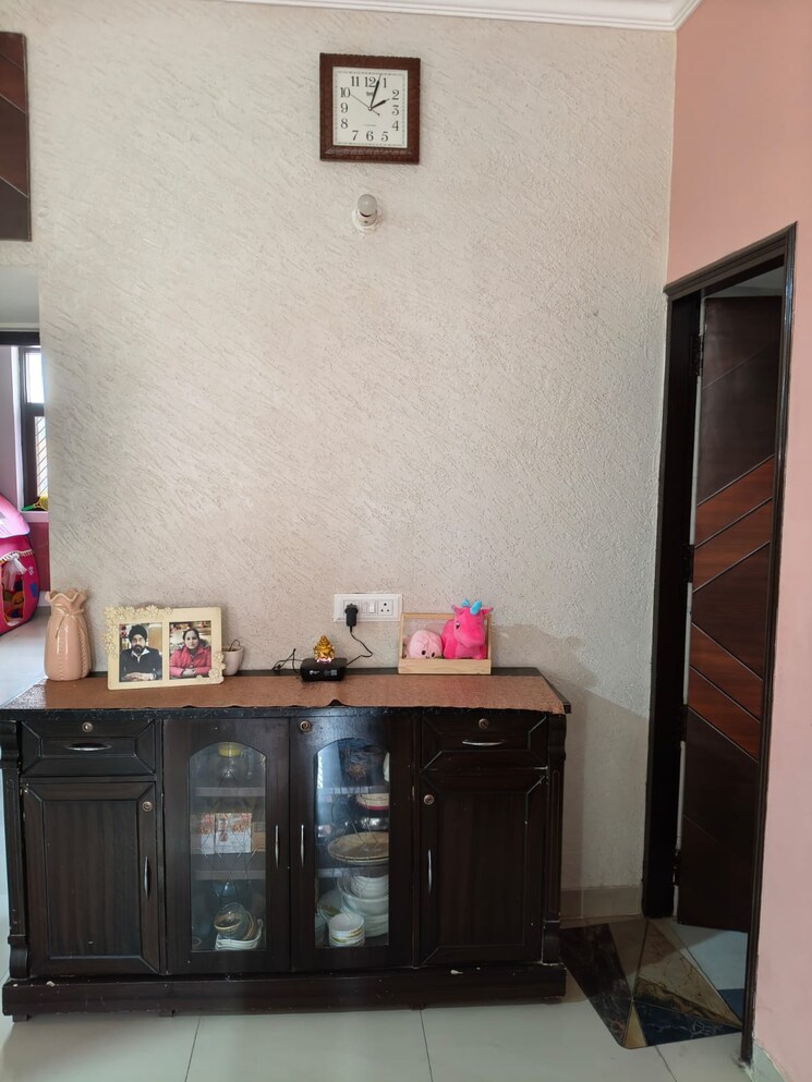 Kitchen, ss-mayfield-gardens 3 Bedroom 1865 Sq.Ft. Builder Floor In Sector 51 Gurgaon 9076174