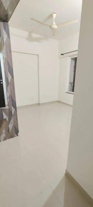 Room in 2 BHK Apartment at Puranik Aldea Anexo, Baner – for Rent