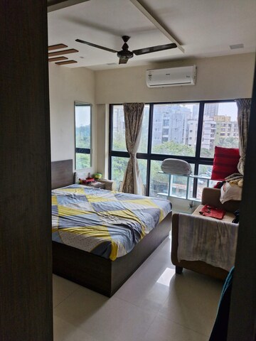 Bedroom in 2 BHK Apartment at Deepak Residency, Vile Parle West – for Rent