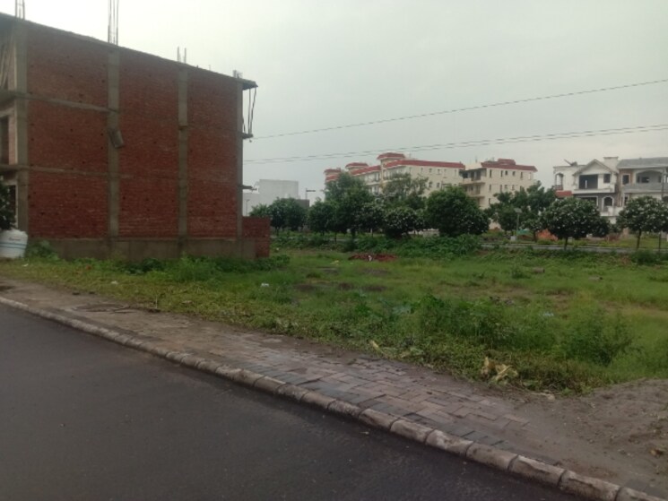 Exterior View, dlf-hyde-park  250 Sq.Yd. Plot In South Mullanpur Chandigarh 9076228