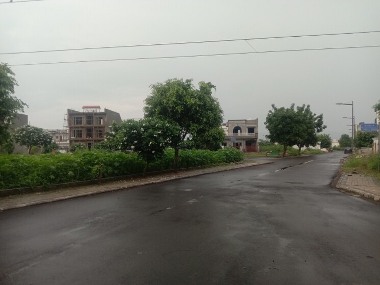 Exterior View, dlf-hyde-park  250 Sq.Yd. Plot In South Mullanpur Chandigarh 9076228