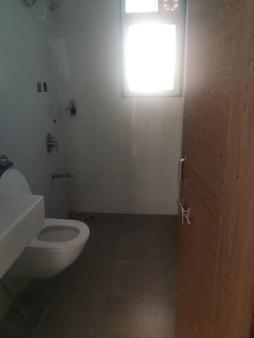Bathroom in 2.5 BHK Apartment at Satra One, Goregaon West – for Rent