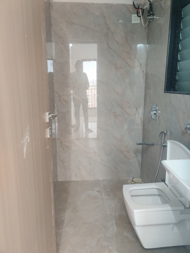  Parking, oxford-navrang-crystal 1 Bedroom 487 Sq.Ft. Apartment In Goregaon West Mumbai 9076252