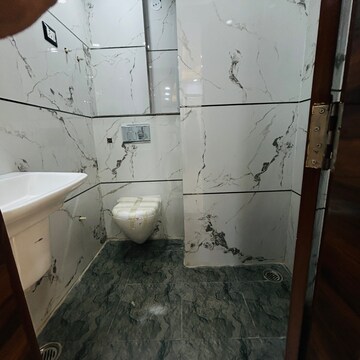 Bathroom in 3 BHK Builder Floor at Uttam Nagar – for Sale