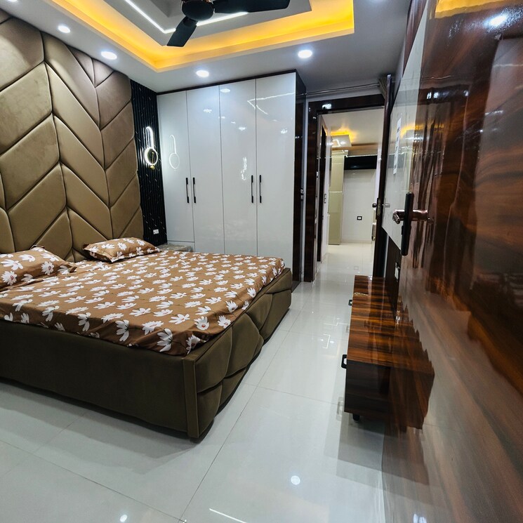 Kitchen, uttam nagar 3 Bedroom 100 Sq.Yd. Builder Floor In Uttam Nagar Delhi 9076261