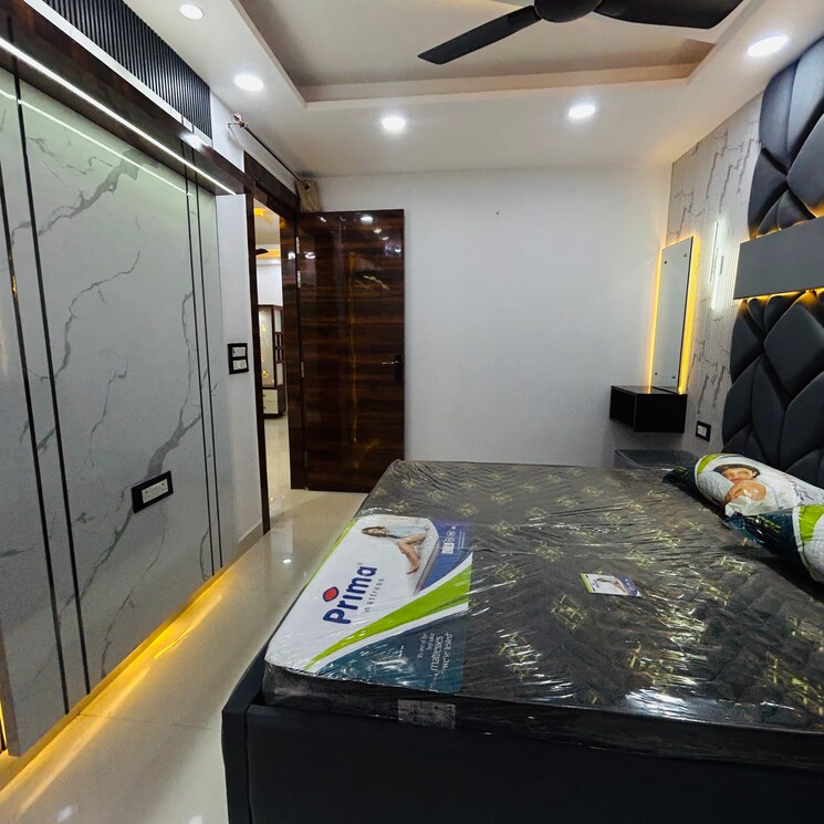 Kitchen, uttam nagar 3 Bedroom 100 Sq.Yd. Builder Floor In Uttam Nagar Delhi 9076261