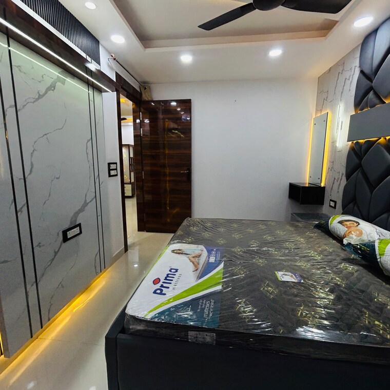 Kitchen, uttam nagar 3 Bedroom 100 Sq.Yd. Builder Floor In Uttam Nagar Delhi 9076261