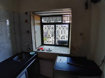 Furnished Amenities in 1 BHK Apartment at Dheeraj Darshan, Jogeshwari East – for Rent