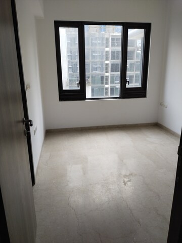 Master Bedroom in 2 BHK Apartment at Lodha The Park, Worli – for Rent