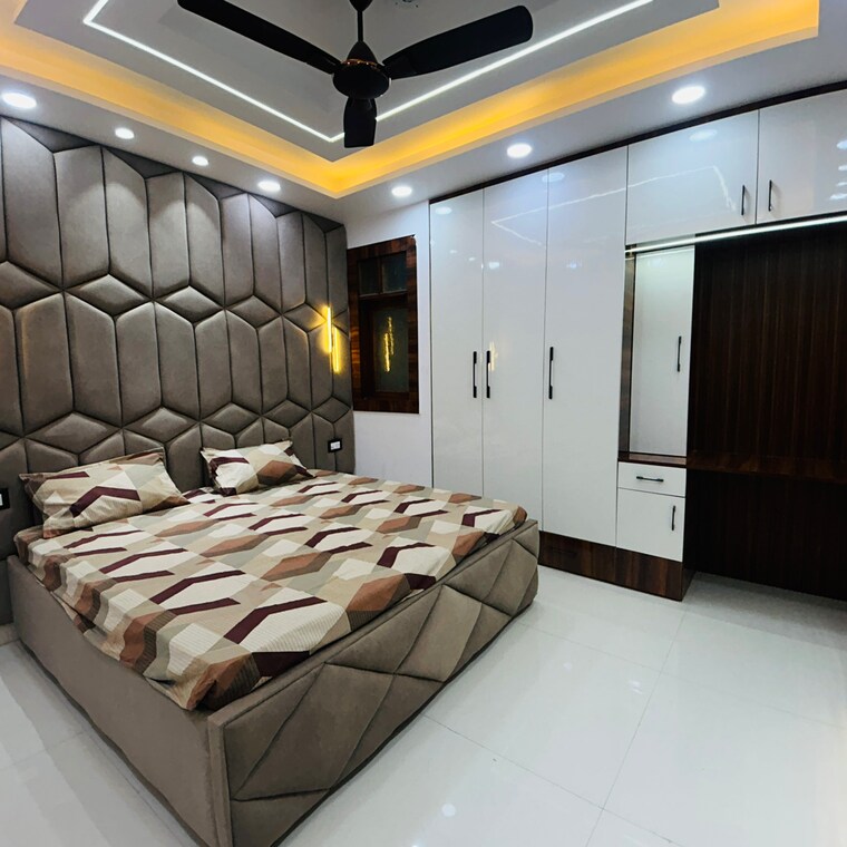 Bedroom, uttam nagar 4 Bedroom 150 Sq.Yd. Builder Floor In Uttam Nagar Delhi 9076293