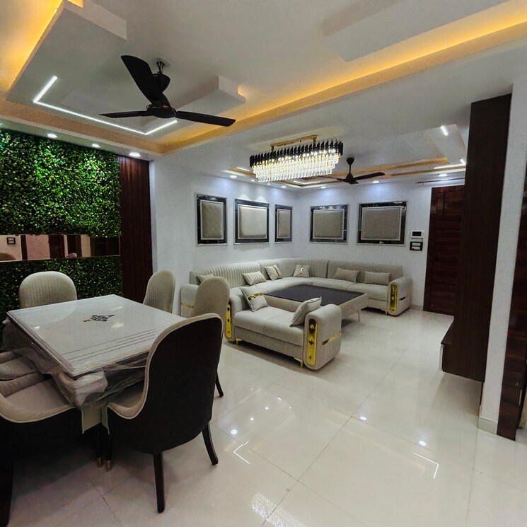 Team Area, uttam nagar 4 Bedroom 150 Sq.Yd. Builder Floor In Uttam Nagar Delhi 9076293