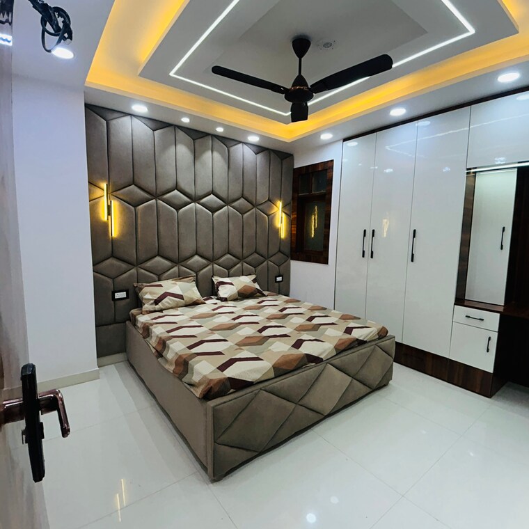 Bedroom, uttam nagar 4 Bedroom 150 Sq.Yd. Builder Floor In Uttam Nagar Delhi 9076293