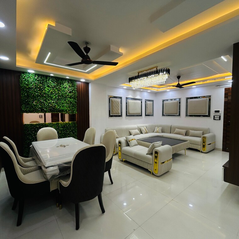  Parking, uttam nagar 4 Bedroom 150 Sq.Yd. Builder Floor In Uttam Nagar Delhi 9076293