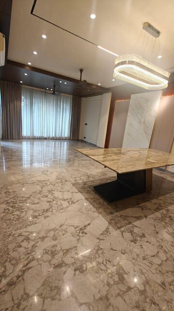 Team Area in 4 BHK Penthouse at Ireo Victory Valley, Sector 67 – for Rent