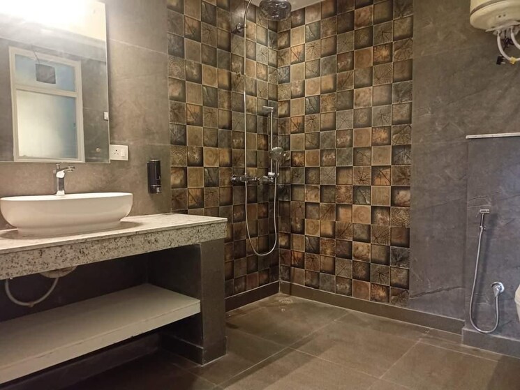 Balcony, green fields colony 3 Bedroom 2000 Sq.Ft. Builder Floor In Green Fields Colony Faridabad 9076302