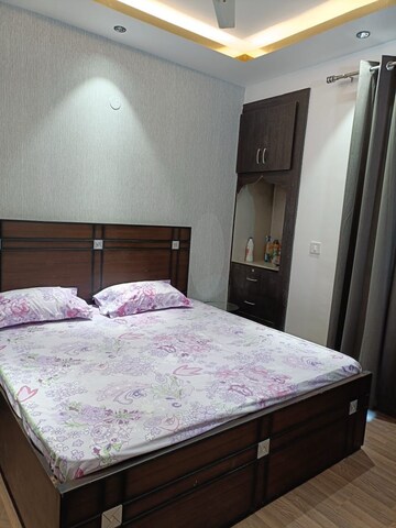 Bedroom in 3 BHK Builder Floor at BPTP Parkland Pride, Sector 77 – for Sale