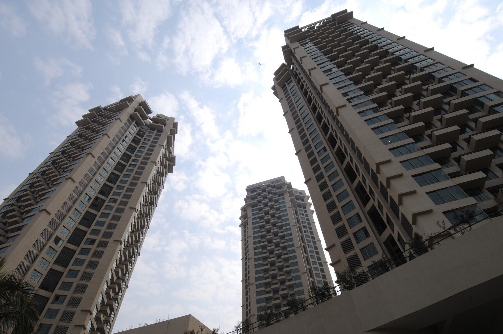 3 BHK Apartment For Sale in Oberoi Springs