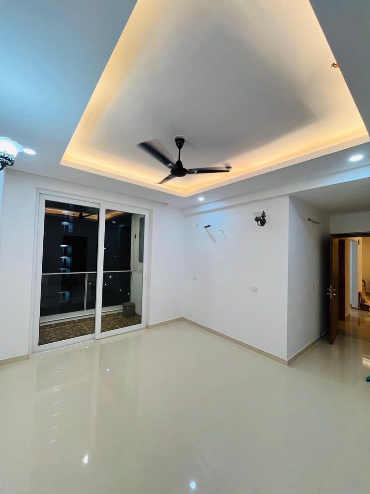 Room, omaxe-lake 2.5 Bedroom 1430 Sq.Ft. Apartment In North Mullanpur Chandigarh 9076347
