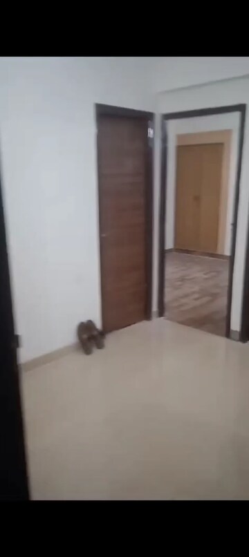 Room in 2 BHK Apartment at Migsun Roof, Raj Nagar Extension – for Sale