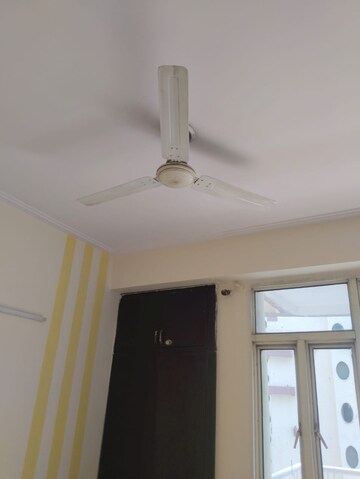 Building Lobby in 2.5 BHK Apartment at Supertech Livingston, Sain Vihar – for Sale