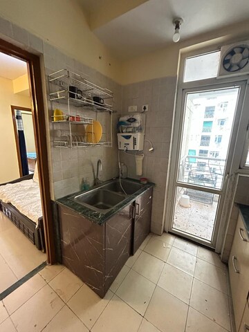 Team Area in 2 BHK Apartment at BPTP Princess Park, Sector 86 – for Rent