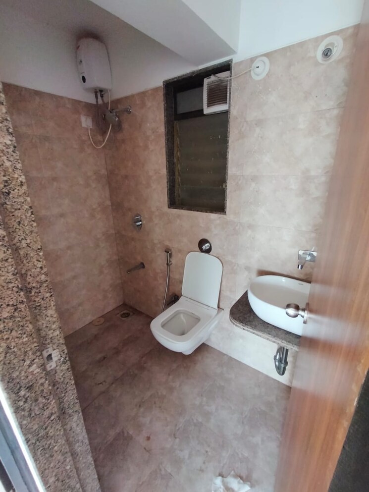 Bathroom, parinee-essence 1 Bedroom 444 Sq.Ft. Apartment In Kandivali West Mumbai 9076474