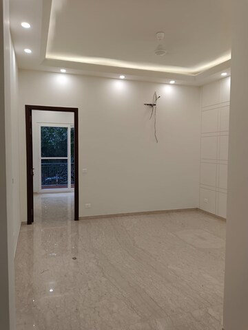 2 BHK Builder Floor For Rent in Lajpat Nagar 4