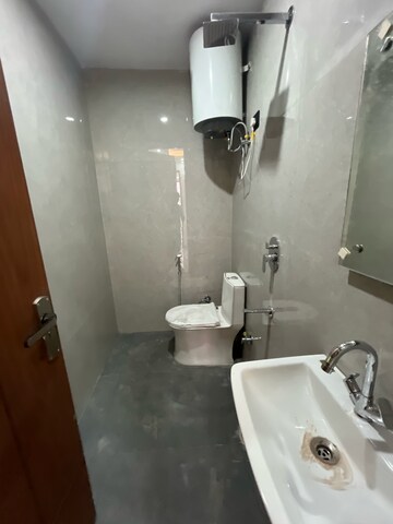 Bathroom in 1 BHK Builder Floor at Saket – for Rent
