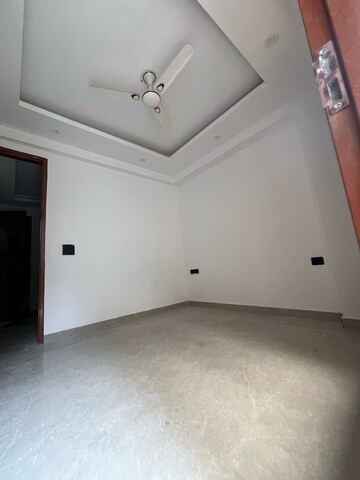 1 BHK Builder Floor For Rent in Saket