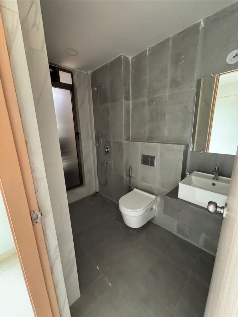 Bathroom, risland-the-icon 2 Bedroom 710 Sq.Ft. Apartment In Dhokali Thane 9076554