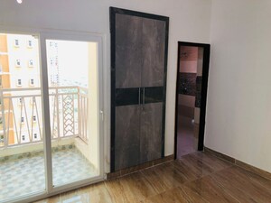 Room in 4 BHK Apartment at Migsun Vilaasa, Eta Ii Greater Noida – for Sale