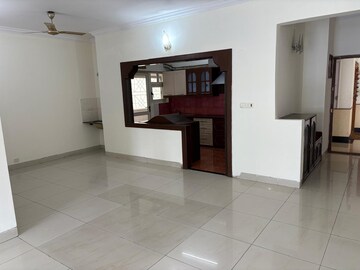 Room in 3.5 BHK Apartment at Akme Harmony, Bellandur – for Rent