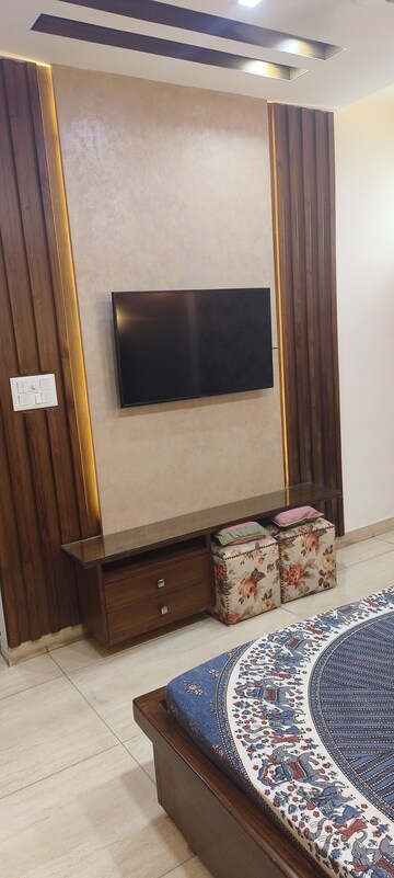 Furnished Amenities in 3 BHK Builder Floor at US Pine Homes, Dhakoli – for Sale
